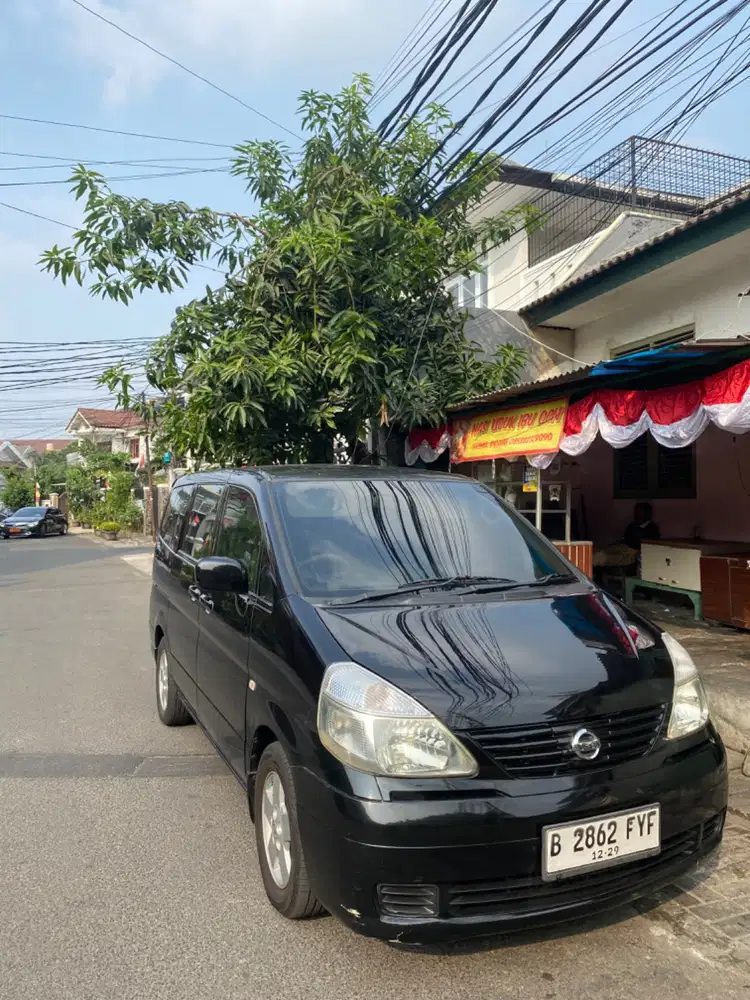 Nissan Serena CT 2007 mulus terawat, resik, pemakaian pribadi/cewek