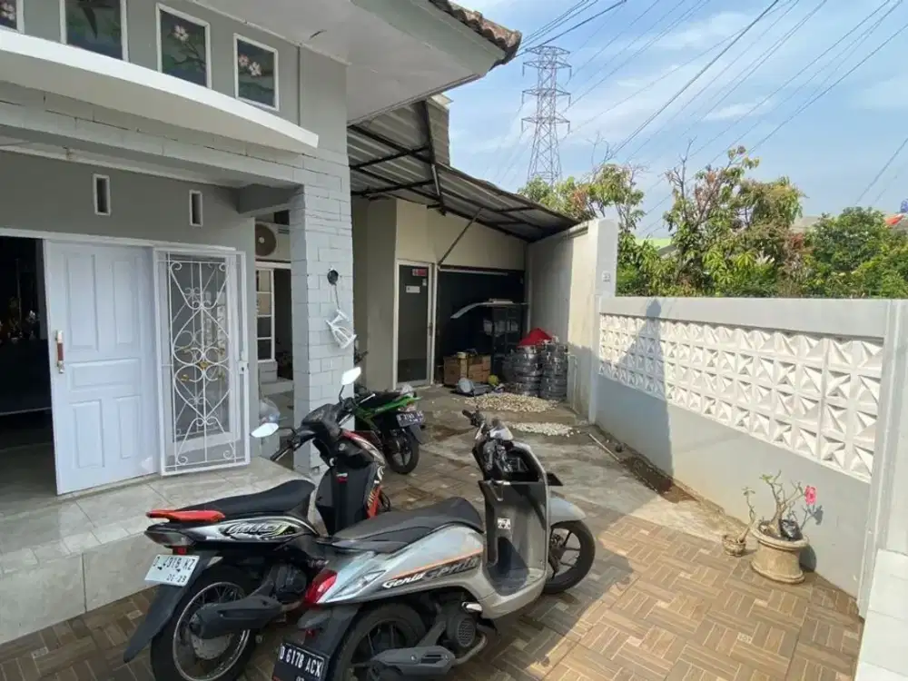 RUMAH HOOK DAN WORKSHOP DEKAT PURI DAGO ANTAPANI