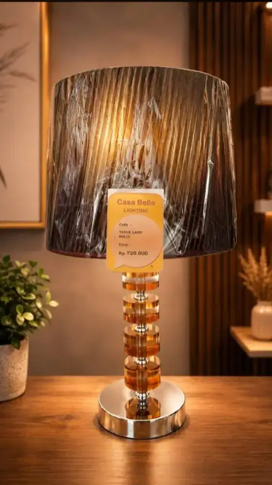 Lampu meja elegan dan cantik