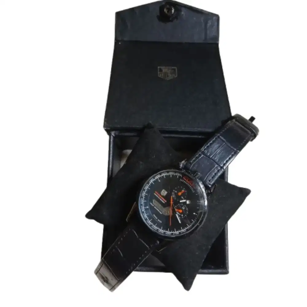 TH Auto Collectible in Cool Black