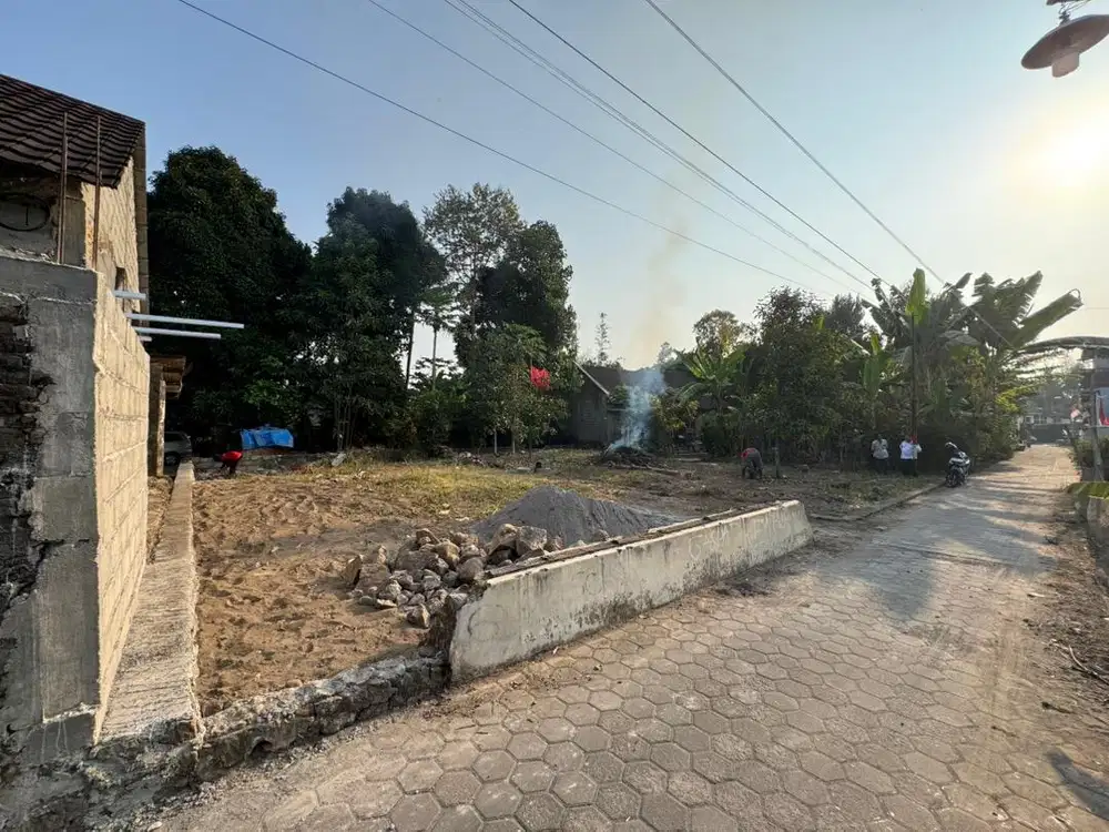 Tanah Pekarangan SHM Lokasi Strategis Dekat Pasar Sleman