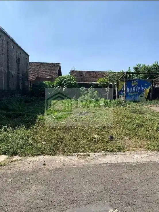 Tanah Pekarangan Strategis Dekat Jalan Raya Nasional