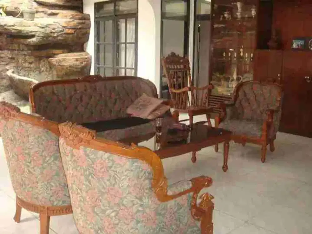 Dijual Rumah Strategis dan Nyaman Full Furnished di Awiligar Bandung