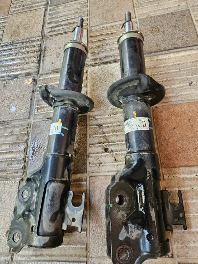 Shockbreaker mitsubhisi mirage