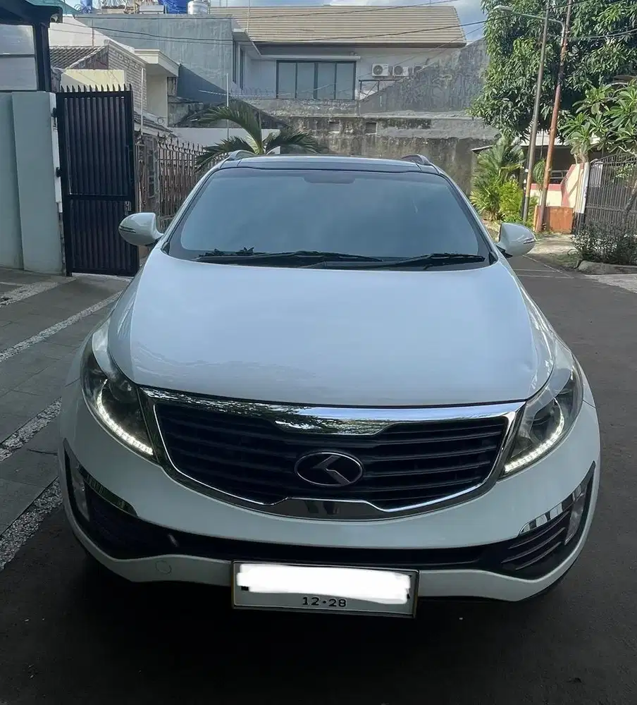 Mobil Kia Sportage EX-AT Tahun 2013, Surat Lengkap, Pajak On