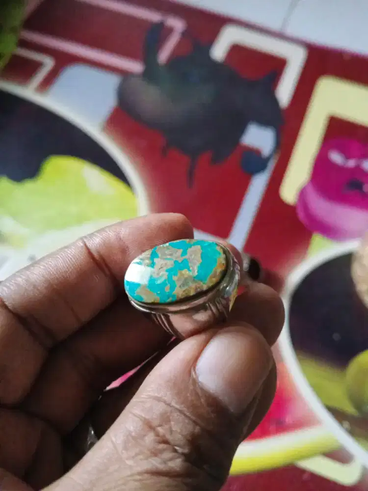 Pirus Persia serat merah dim 24X15X7 ring titanium size 8