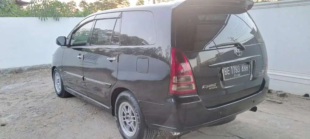 Toyota Kijang Innova 2007 Diesel