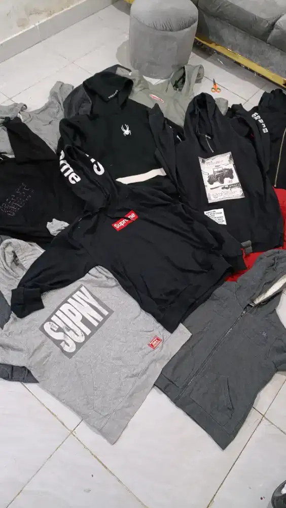 HOODIE SECOND BRAND