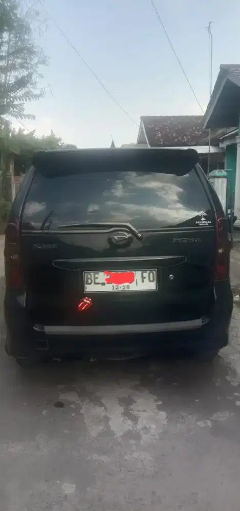Daihatsu Xenia xi 2008 pajak on plat metro