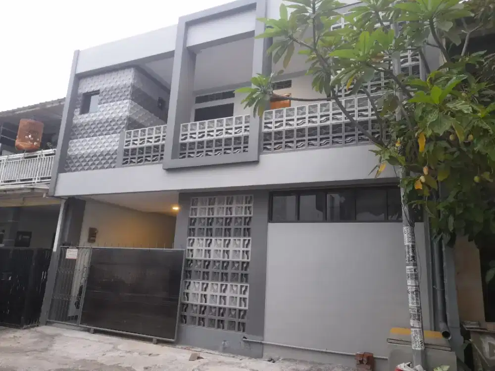 Jual rumah baru renovasi