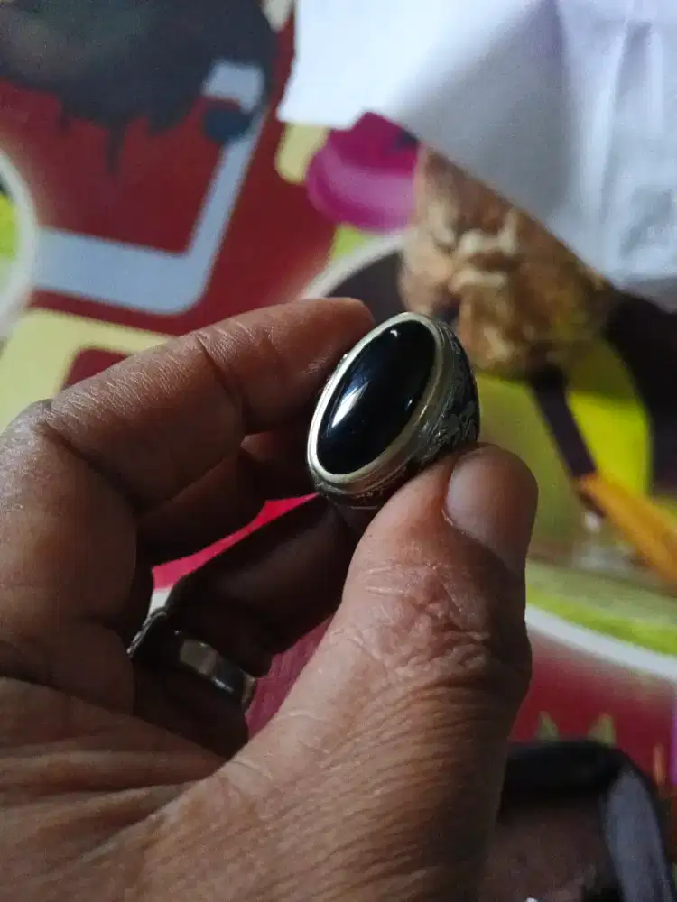 Kecubung hitam pekat tidak tembus dim 24X17X10 ring alpaka size7,5