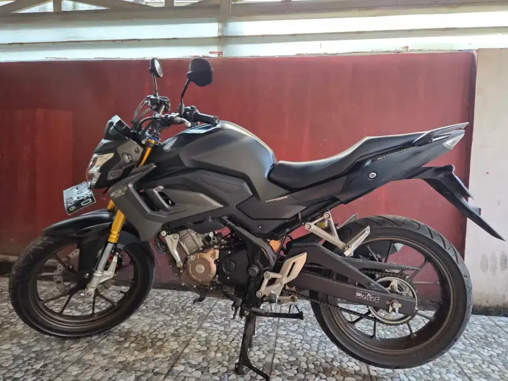 Honda CB 150 R Stretfighter