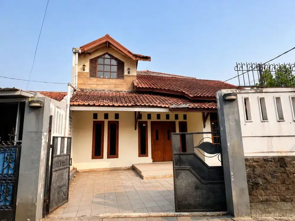 Rumah 3 Kamar Hoek Tangerang Selatan | HARGA NEGO SAMPAI JADI!