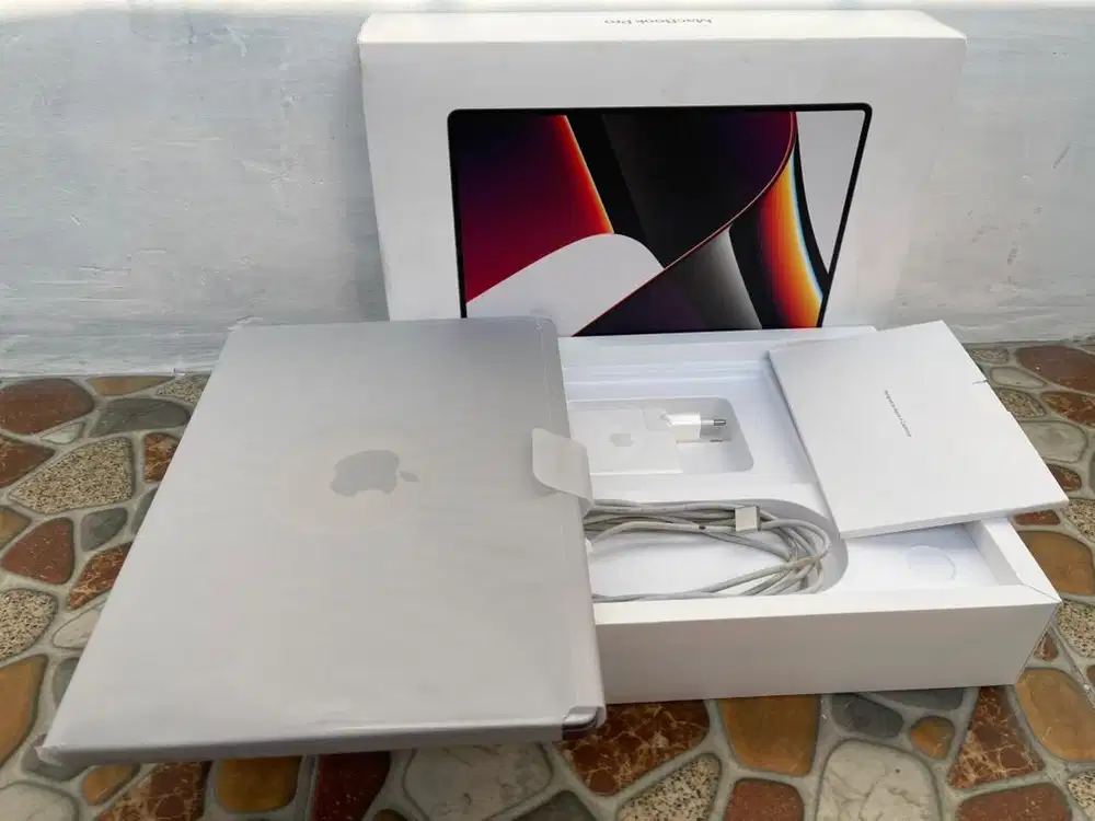Apple Macbook M1 Pro 16/512 iBox Fullset Original Mulus