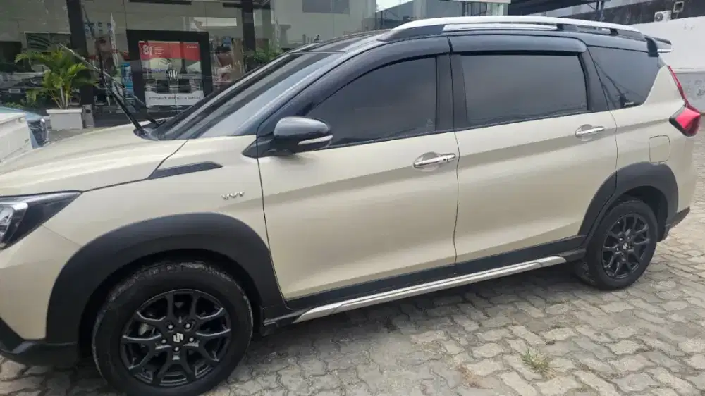 XL 7 ALPHA HYBRID MATIC 2023