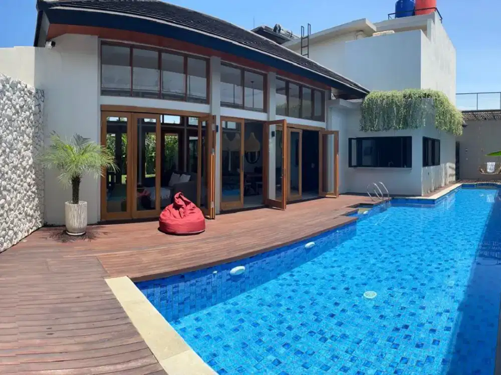 TERMURAH RUMAH 2 LANTAI FURNISH SETIABUDI REGENCY BANDUNG ADA KOLAM RENANG
