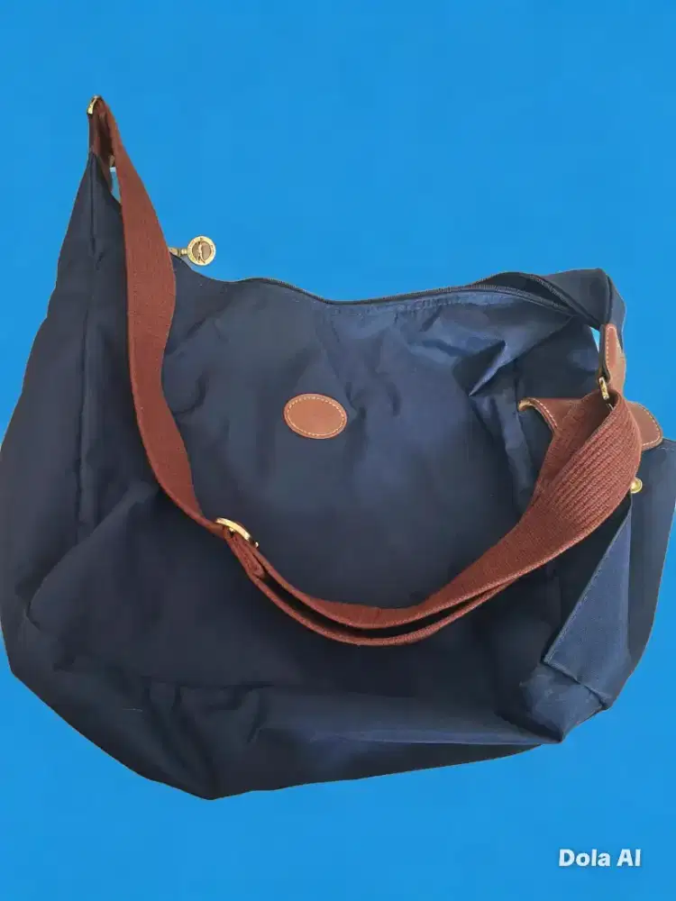 Tas Selempang/ Hobo Longchamp Le Pliage Classic Hobo Navy Original