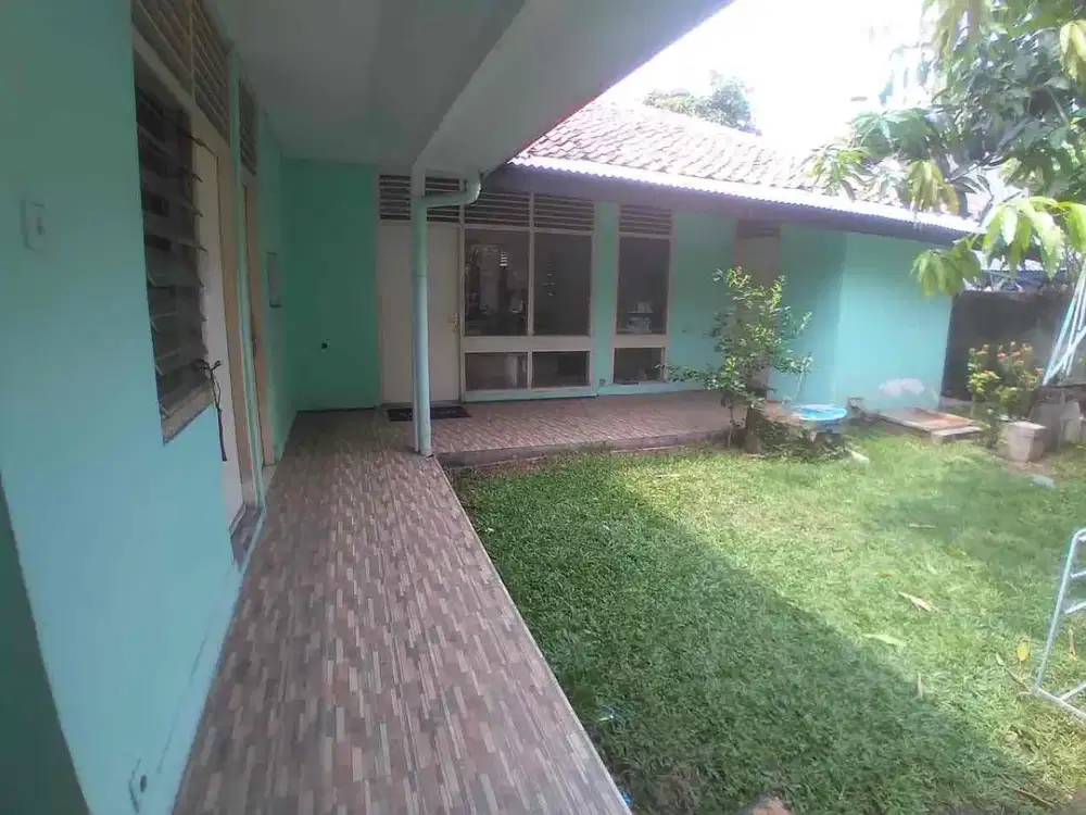 Dijual Rumah Hitung Tanah, Cocok untul kontrakan dan Kos-Kos an, Dekat jalan Utama di Jl. Otista, Cipinang, Cempedak, Jatinegara.