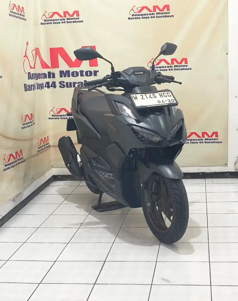 Istimewa Km 2 Ribu vario 160 Cbs tahun 2025 Hitam doff