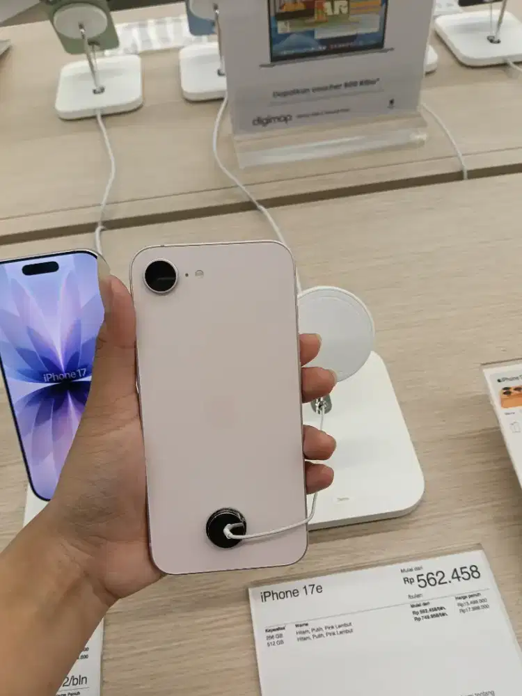 cicilan iPhone 17e