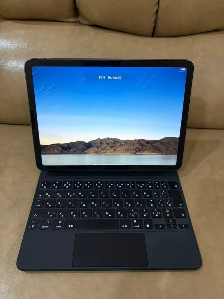 Apple Magic Keyboard 11 Inch