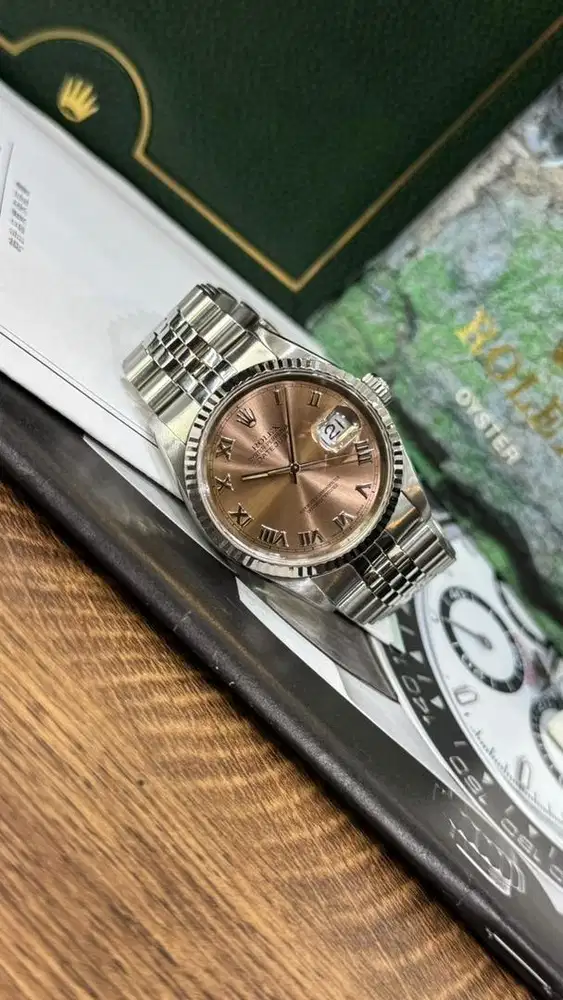 Rolex Datejust Salmon Roman Dial