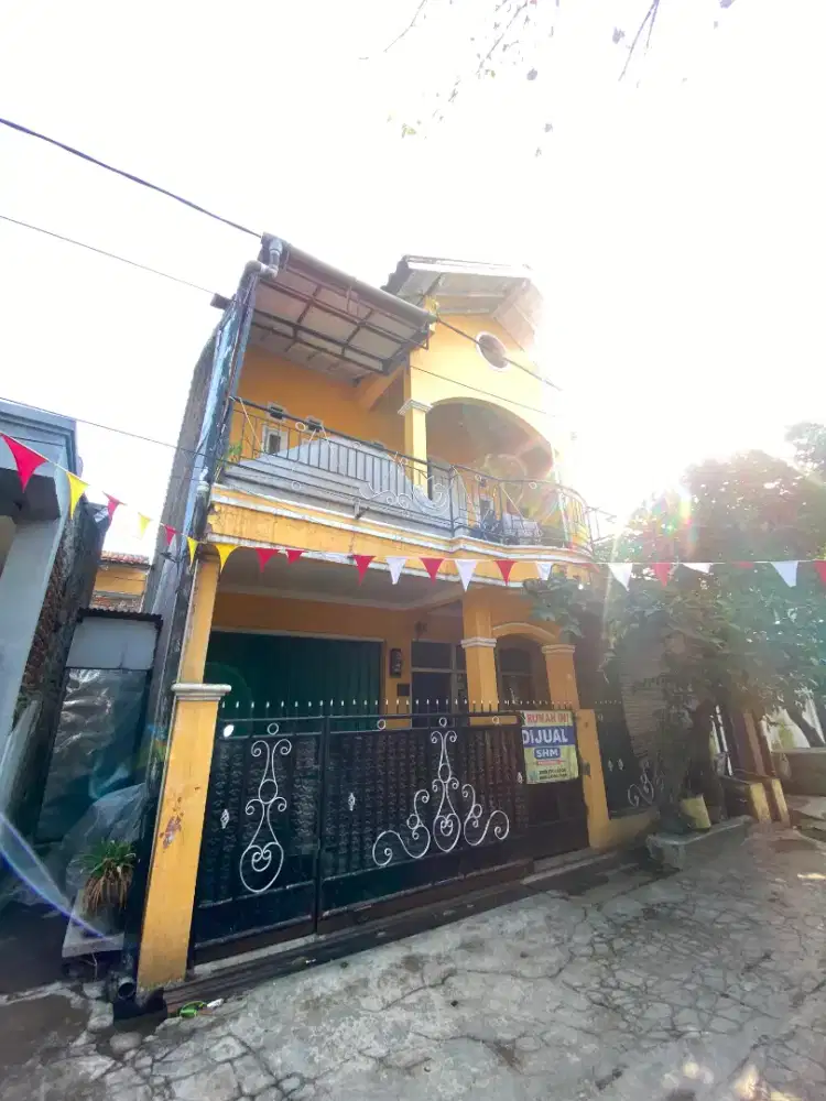 Dijual Rumah 2 Lantai Desain Minimalis Siap Masuk