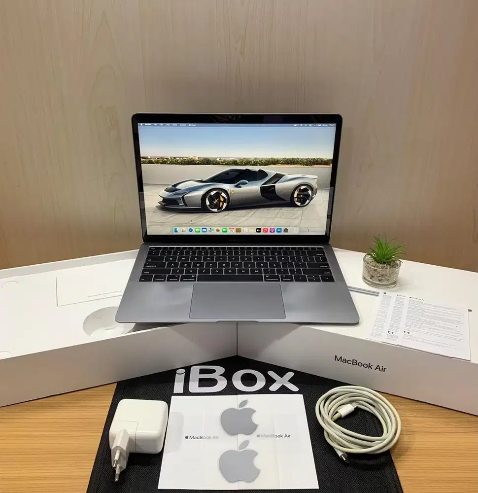 Macbook Air retina 13inc 2019 ex iBox
