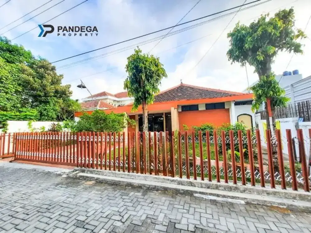 LT 525 LD12 POGUNG RUMAH PANDEGA MARTA DEKAT UGM, L KALIURANG KM 5, DEKAT UGM, UNY, UII, LINGKUNGAN KOST, COCOK USAHA, RUMAH MEWAH
