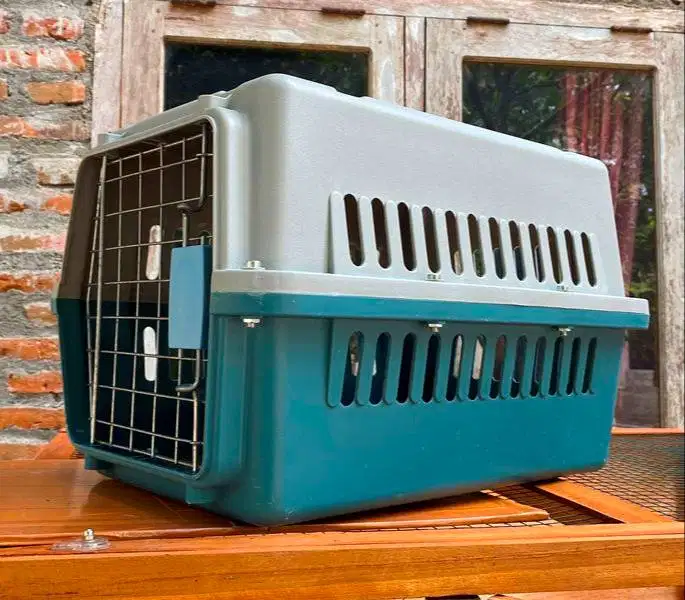 Pet Cargo Besar 48x30x32 Pintu Besi Kucing anjing mulus