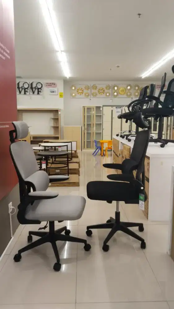 YUGO KURSI KANTOR