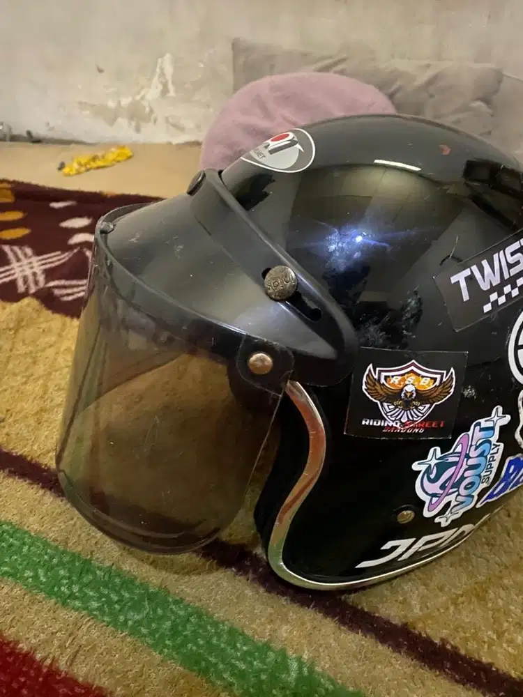 Helm jpn pemakayan 1th