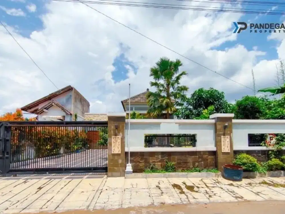 LT 1050 JL. KALIURANG KM 7 RUMAH MEWAH DEKAT UGM, UNY, JIH, JCM, HARTONO MALL, JL PALAGAN KM 7 DEKAT PLEMBURAN, DEKAT HYARTA, BALE HINGGIL, BALE AGUNG