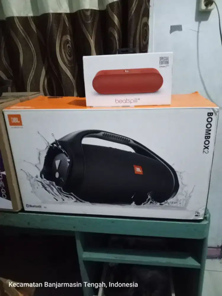 Speaker JBL Boombox 2 dan Beats pill+