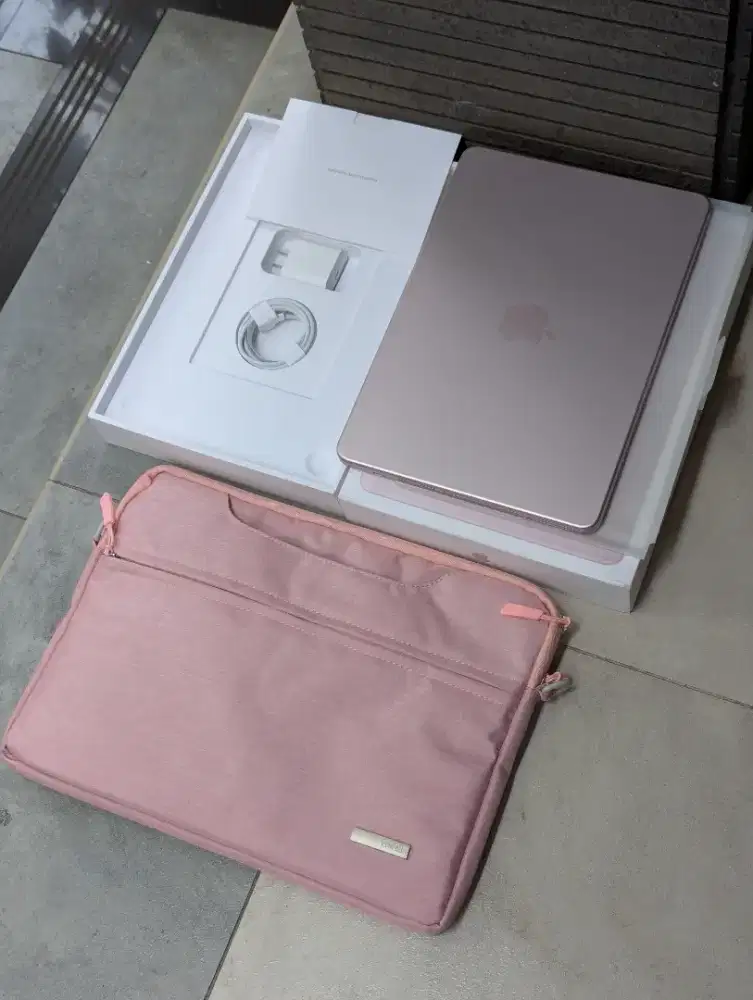 Macbook Neo 8/256gb BNOB Ex Inter