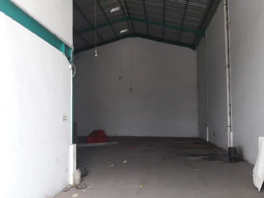 Gudang Luas Ada Office di Kawasan Pergudangan Arcadia Daan Mogot Tangerang Banten