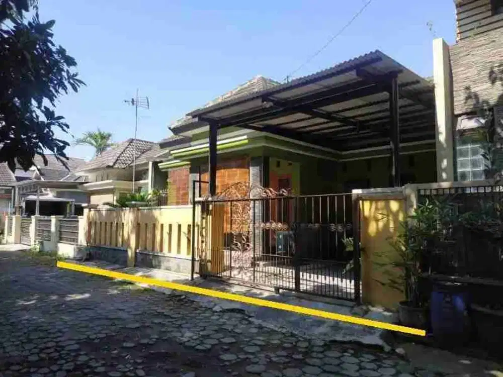 Rumah Nyaman Dekat Alana Hotel
