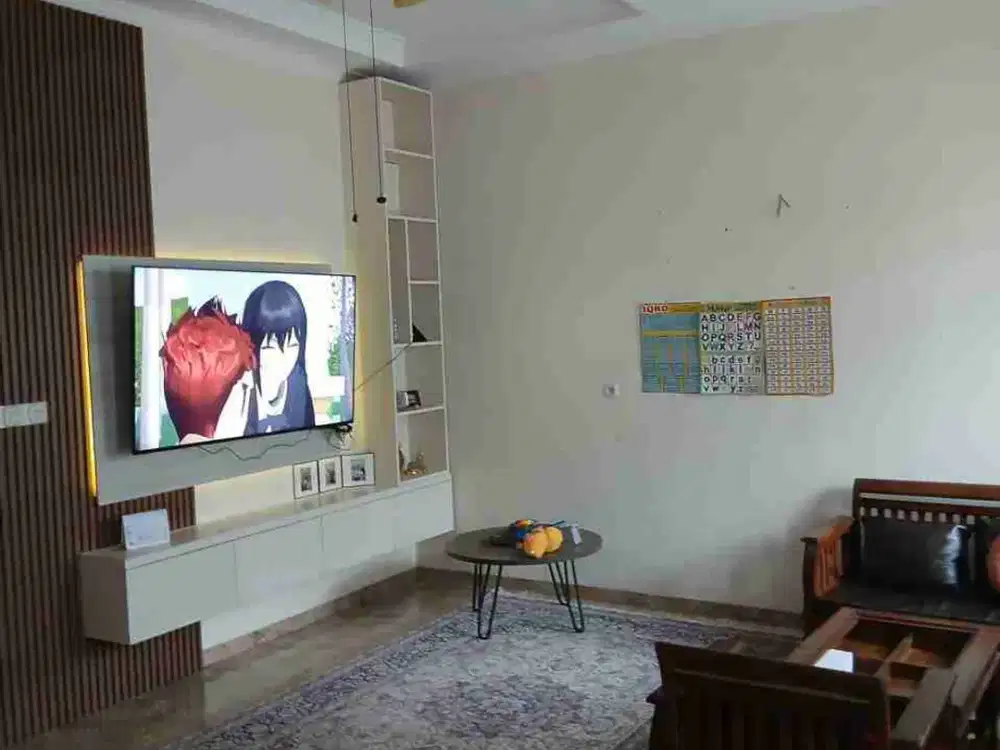 Rumah Cantik Dan Luas Di Pasir Jati