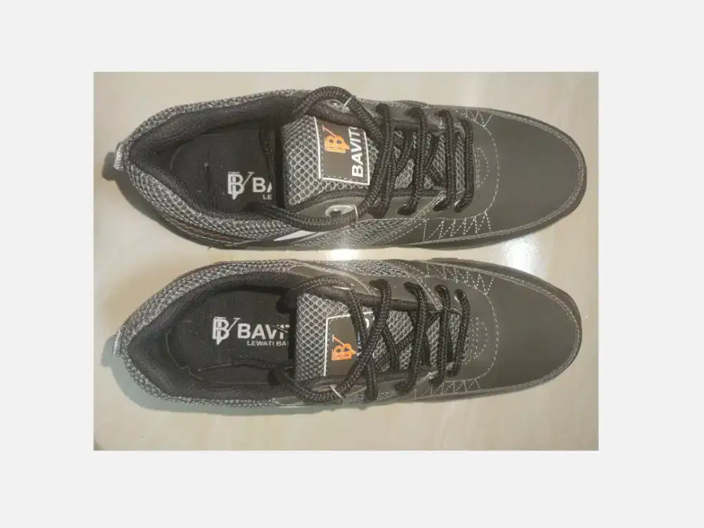 dijual cepat! sepatu size 41