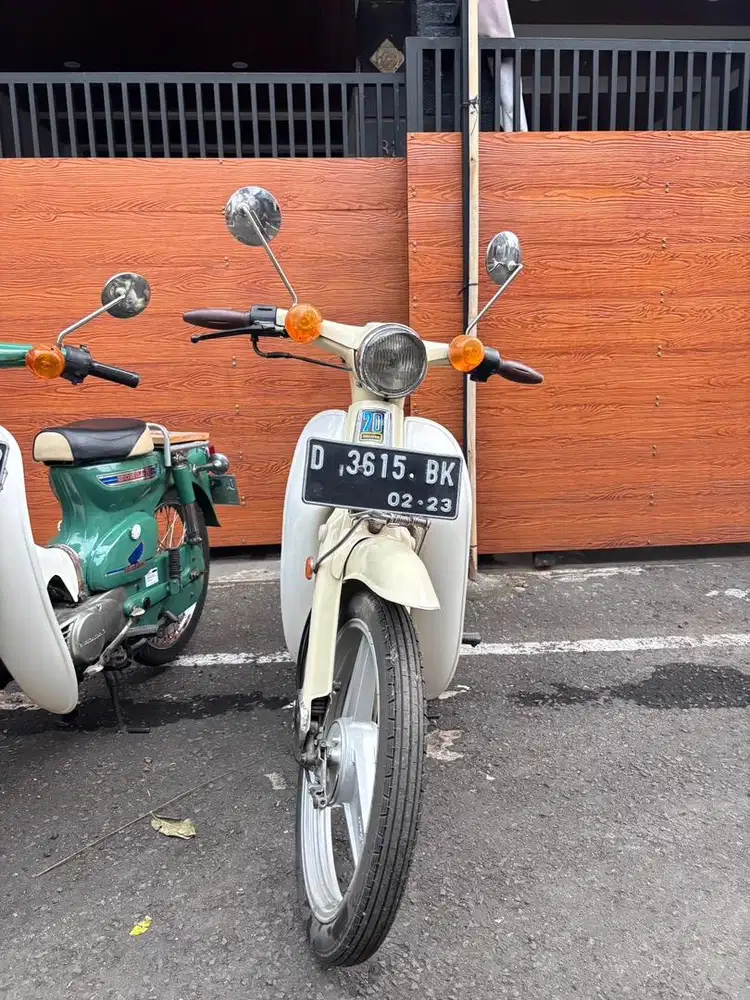 Honda C70 Tahun 1977