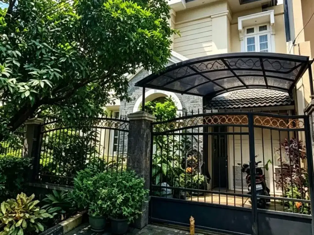 RUMAH MEWAH 2 LANTAI DI GEDUNG HIJAU PONDOK INDAH JAKARTA SELATAN