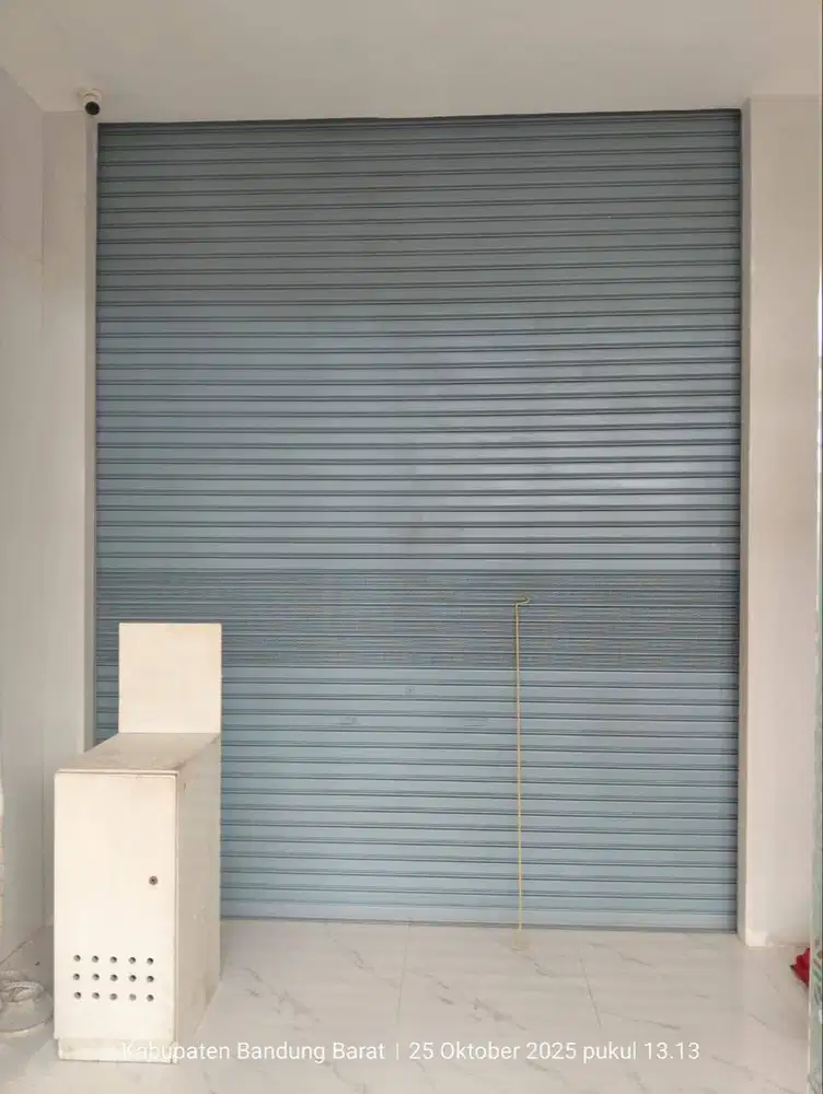 Pintu Garasi Besi Model Rolling Door Simpel & Terjangkau di Bandung