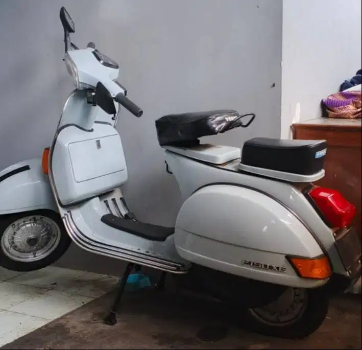 Dijual VESPA P150XE Tahun Pembuatan 1989, Tahun Pemakaian 1992