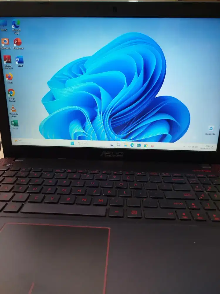 LAPTOP ASUS X550VX
