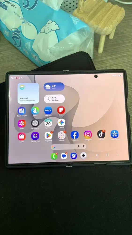 Samsung Z fold 8   512 GB warna Graphite