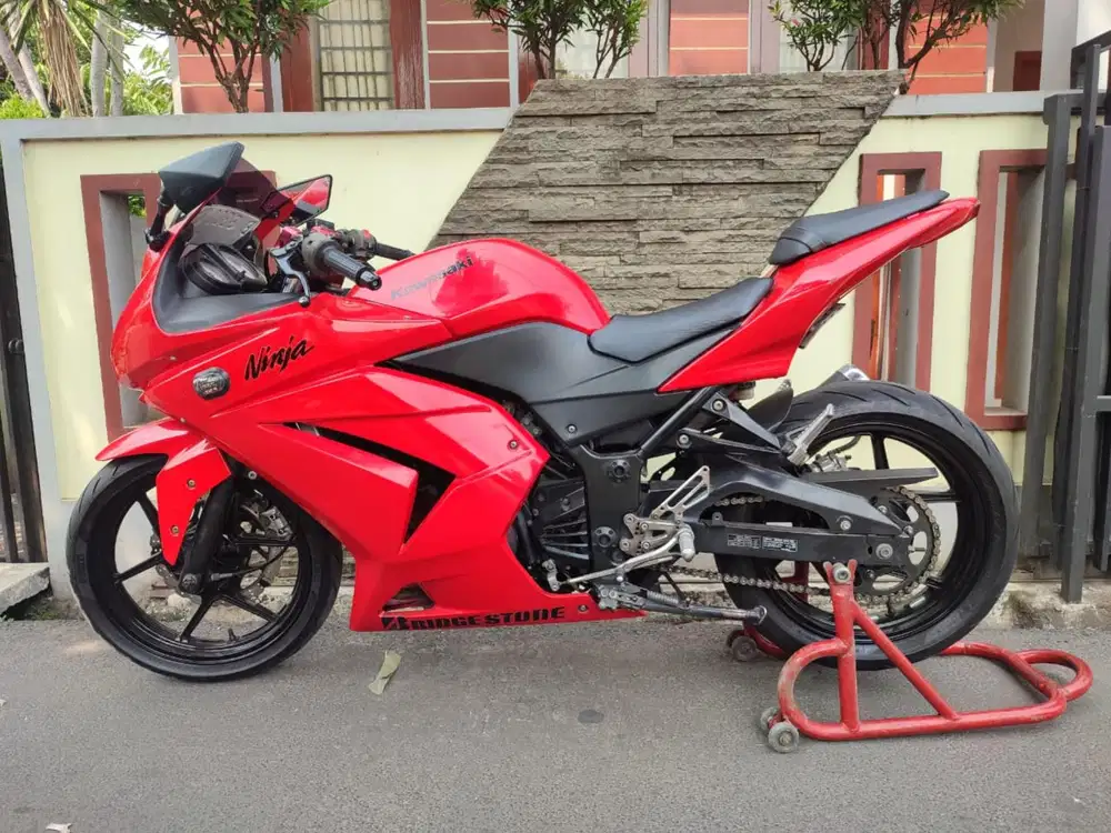 NINJA KARBU 250 TAHUN 2010 PAJAK HIDUP GRESSS