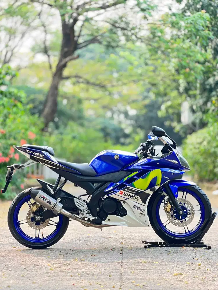 YAMAHA R15 V2 2016 BIRU KM 1K PAJAK PANJANG MULUS SIAP RIDING