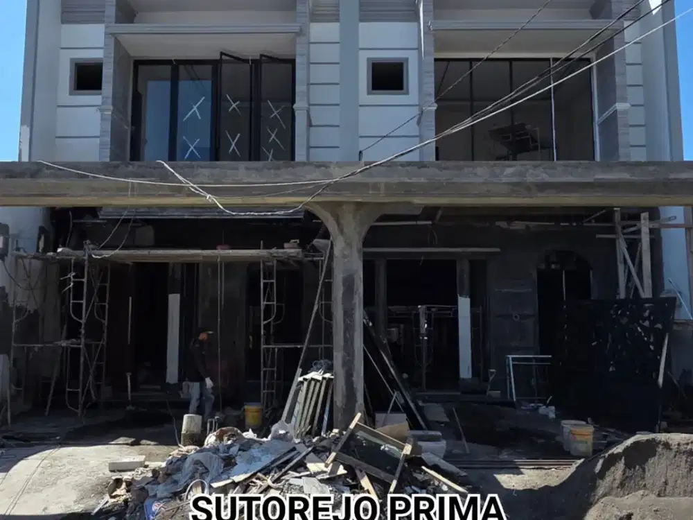 Rumah Minimalis Surabaya dekat Pakuwon City di Sutorejo Prima Row jalan lebar