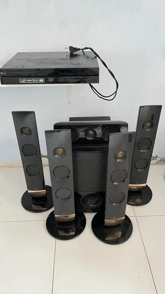 Home Teather LG Kadang Nyala Kadang tidak