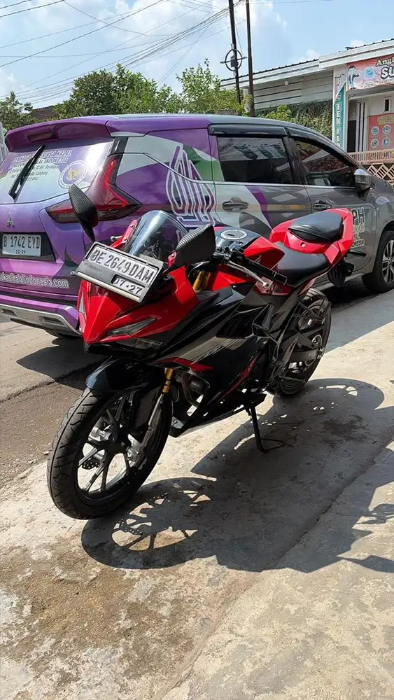 Honda CBR 150 R